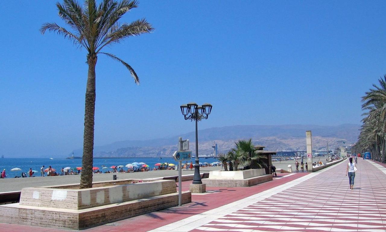 Apartamento En Paseo Maritimo אלמריה מראה חיצוני תמונה