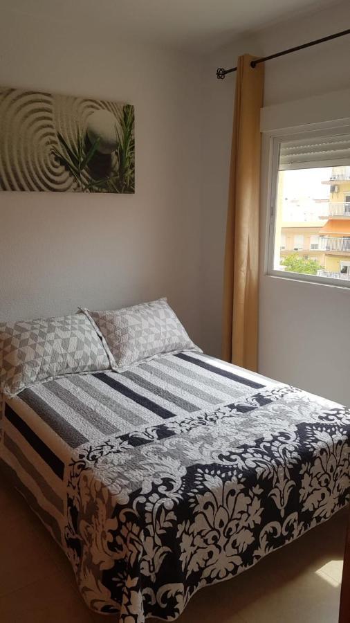 Apartamento En Paseo Maritimo אלמריה מראה חיצוני תמונה